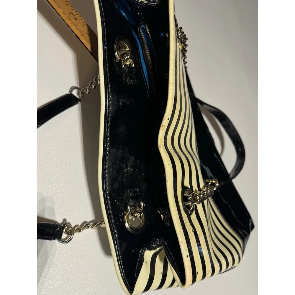 Kate Spade New York Striped Handbag Normal Wear And‎ Tear Makings And Wear